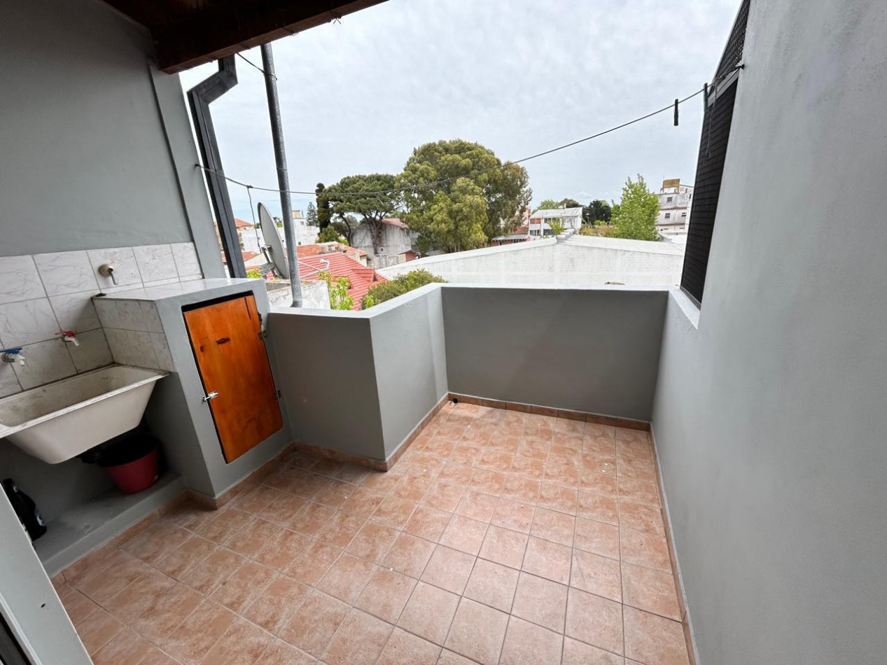 Dpto. Calle 4 entre 33 y 34. Santa Teresita