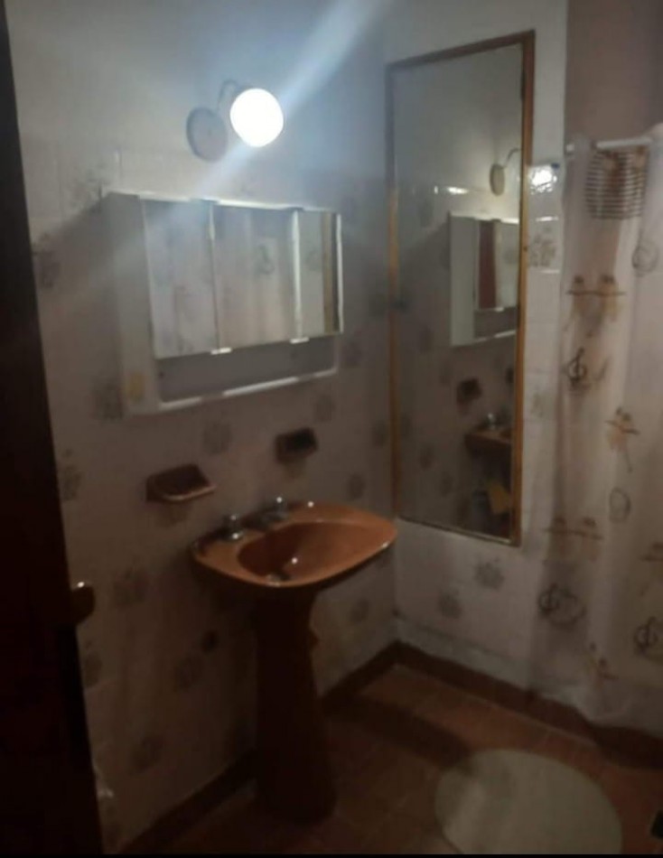 EN BLOCK. CHALET + DPTO + MONOAMBIENTE . 