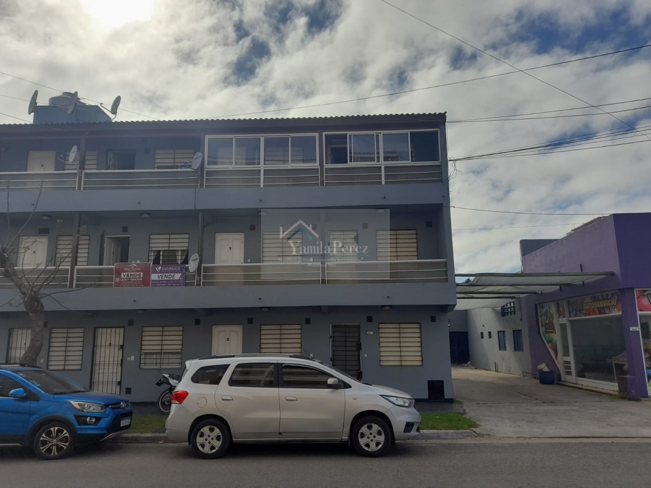 Dpto. 2 amb. Con gas natural. En venta