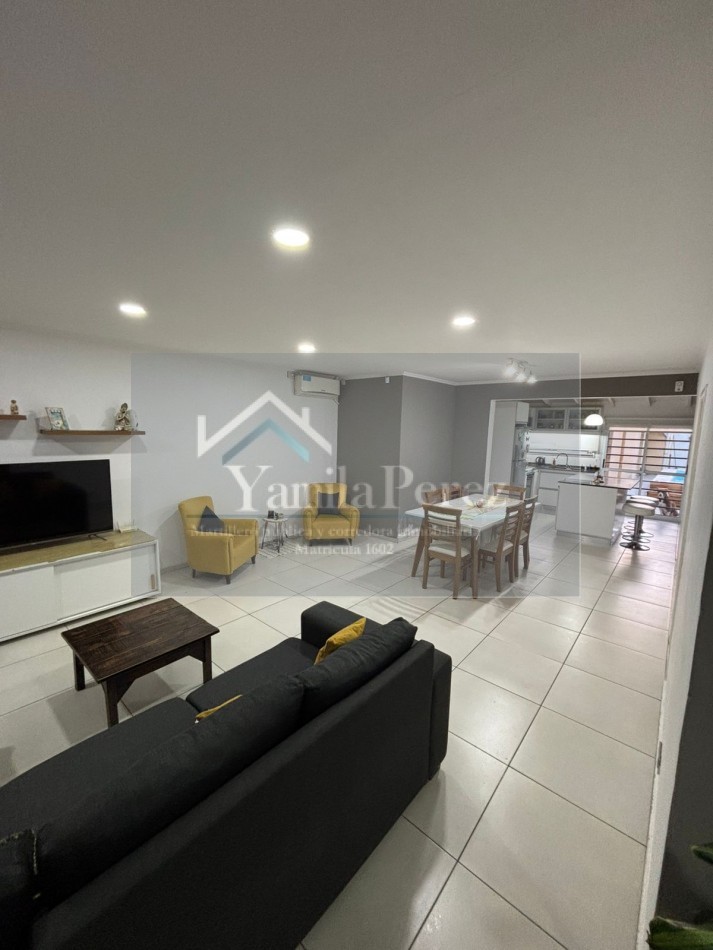 OPORTUNIDAD UNICA-CASA CON PISCINA EN MAR DE AJO 